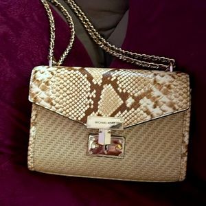Michael Kors hand bag